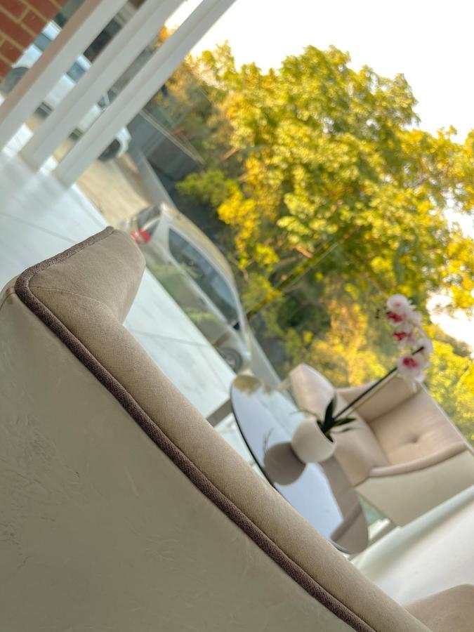 Amoris Guest House-Randburg Johannesburg Exteriör bild